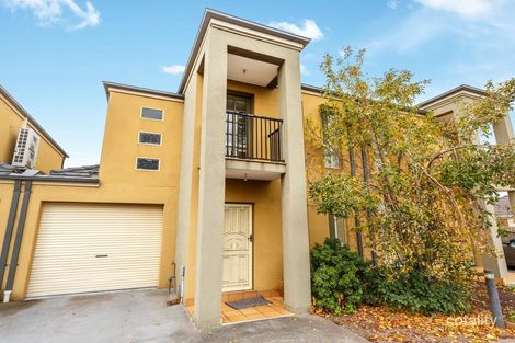 Property photo of 2/8 Lorraine Court Hillside VIC 3037