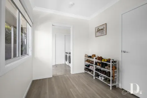 Property photo of 17 Mussared Close Coffs Harbour NSW 2450