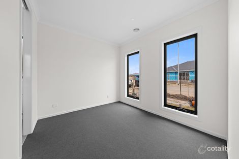 Property photo of 30 Samolus Street Mickleham VIC 3064