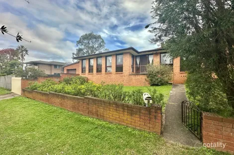 Property photo of 2 Balimo Place Glenfield NSW 2167