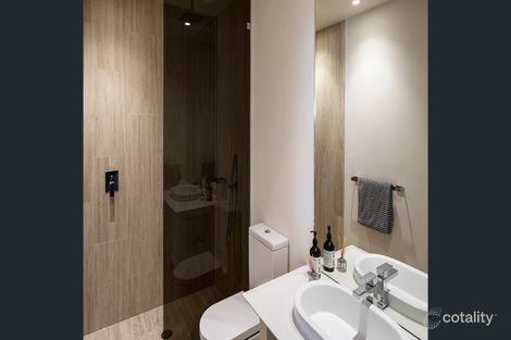 Property photo of 202A/1 The Concourse Benowa QLD 4217