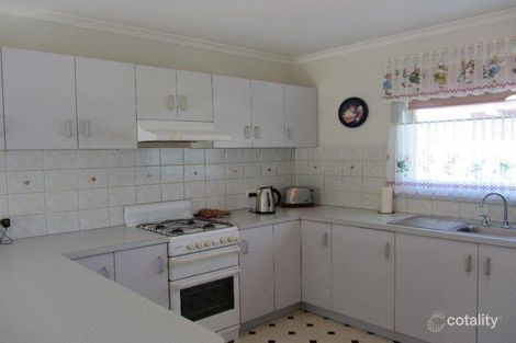 Property photo of 2/521 Lyne Street Lavington NSW 2641