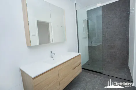 Property photo of 1 Bernborough Street Winston QLD 4825