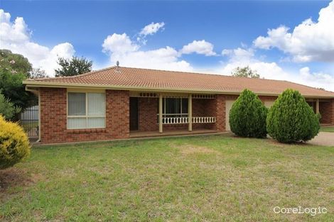 Property photo of 2/26 Grevillea Crescent Lake Albert NSW 2650