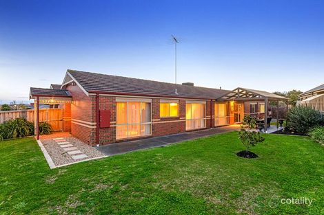 Property photo of 19 Mulquiney Crescent Highton VIC 3216
