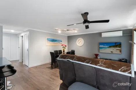 Property photo of 8/111 Frank Street Labrador QLD 4215