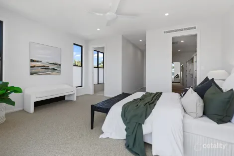 Property photo of 246 Acanthus Avenue Burleigh Waters QLD 4220