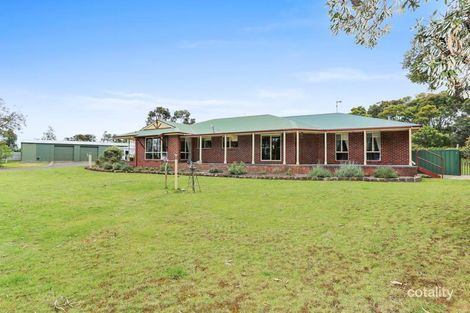 17 Carey Lane, Crossley, VIC 3283