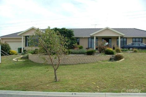 6 Settlers Hill Pl, Narre Warren North, VIC 3804