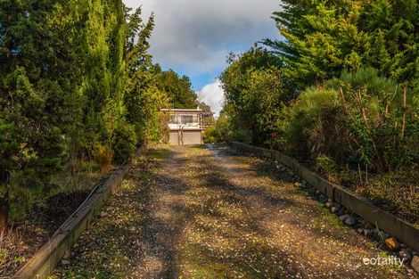 Property photo of 17 Park Avenue Eildon VIC 3713