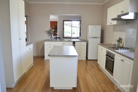 5 Aitken Ave, Donald, VIC 3480