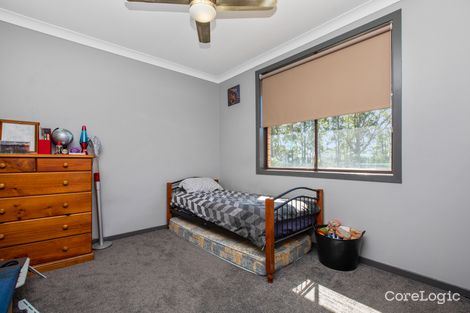 Property photo of 20 Foveaux Crescent Metford NSW 2323