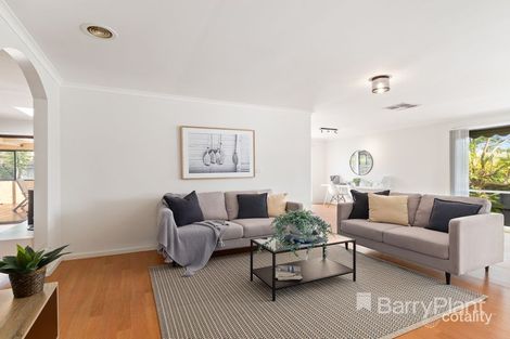 Property photo of 1 Inglenook Crescent Frankston VIC 3199