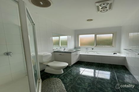 2 Closter Ave, Ashwood, VIC 3147