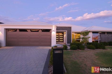 18 Whitehorse Dr, Harrisdale, WA 6112