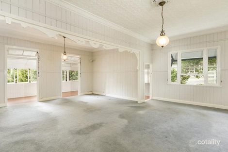 Property photo of 94 School Road Yeronga QLD 4104