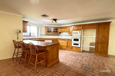 Property photo of 3 Kasie Place St Clair NSW 2759