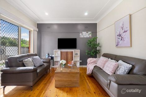 Property photo of 15 Rees Street Mays Hill NSW 2145