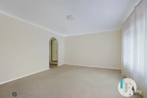 Property photo of 21 Poplar Avenue Unanderra NSW 2526