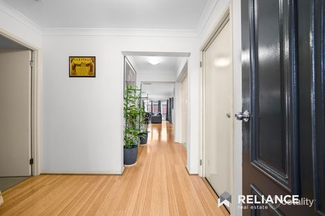 Property photo of 1 Foxfield Way Tarneit VIC 3029