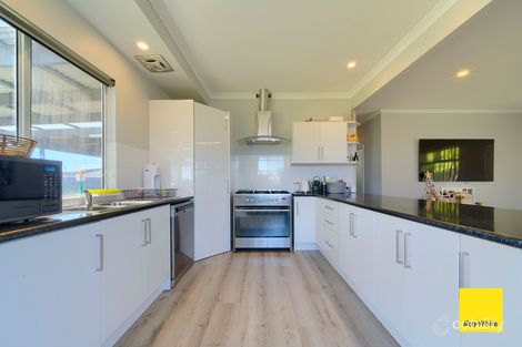 Property photo of 14 Carbine Street Orana WA 6330