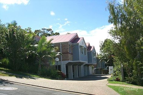 59 Whiting St, Labrador, QLD 4215