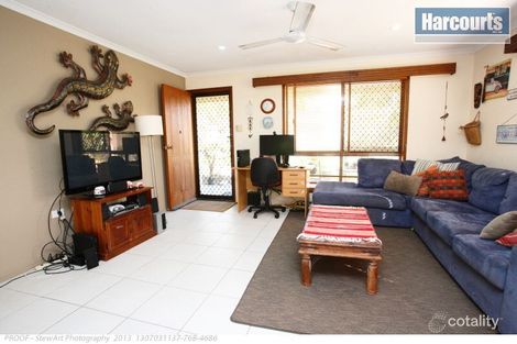 Property photo of 6 Heran Court Urangan QLD 4655