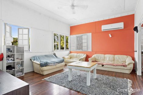 Property photo of 15 Ellis Street Berserker QLD 4701