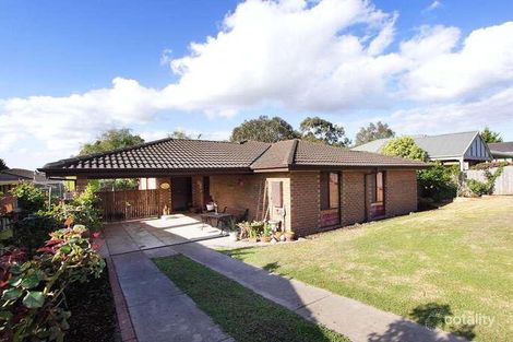 9 Monique Dr, Langwarrin, VIC 3910