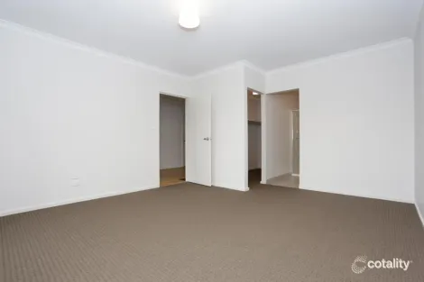 Property photo of 18 Rodlarni Crescent Berwick VIC 3806