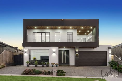 Property photo of 14 Denbigh Loop Mickleham VIC 3064