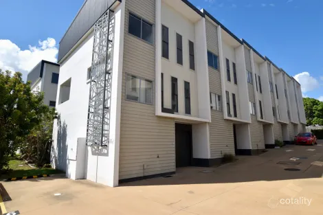 5/5 View St, West Gladstone, QLD 4680