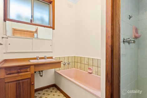 Property photo of 37 Regent Parade Cheltenham VIC 3192