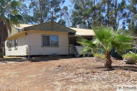 96 Hamilton Rd, Allanson, WA 6225