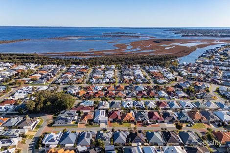 Property photo of 31 Mariners Cove Drive Dudley Park WA 6210