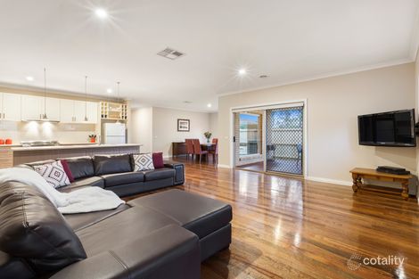 Property photo of 90 Laurimar Boulevard Doreen VIC 3754