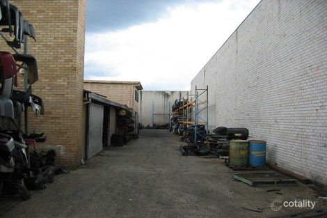 6 Kelso Cres, Moorebank, NSW 2170