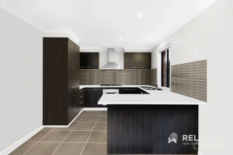 Property photo of 35 Sherrington Grange Derrimut VIC 3026