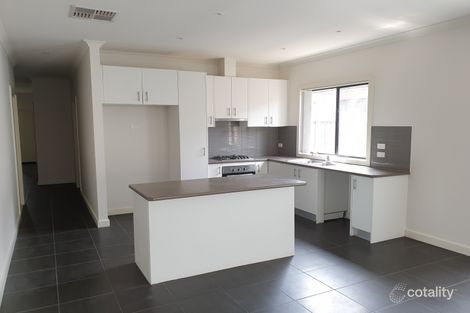 Property photo of 22 Barmah Drive South Morang VIC 3752