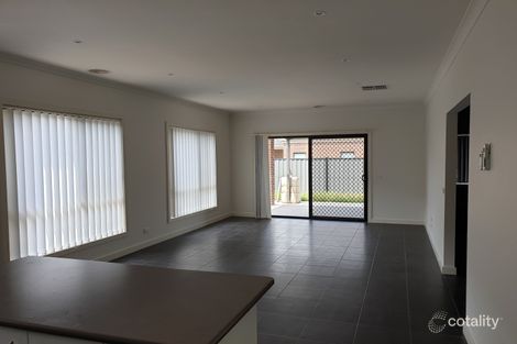 Property photo of 22 Barmah Drive South Morang VIC 3752