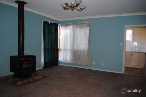 Property photo of 15 Maher Street Euston NSW 2737