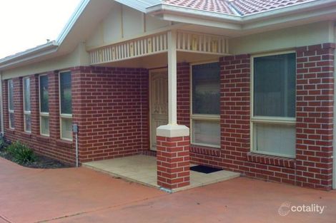 2/10 Watt Ave, Oak Park, VIC 3046