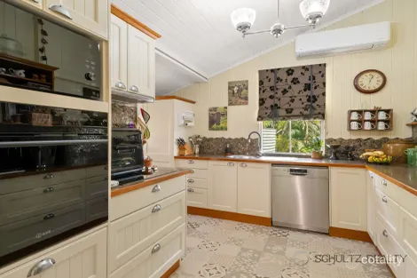 Property photo of 232 Quinns Hill Stapylton QLD 4207