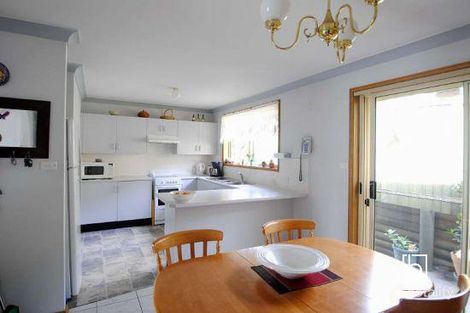 18a Twin Lakes Dr, Lake Haven, NSW 2263