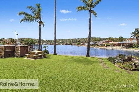 Property photo of 32 Mainsail Avenue St Huberts Island NSW 2257