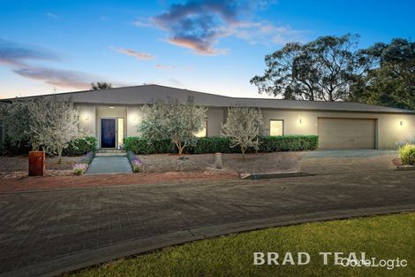 Property photo of 23 Blind Creek Boulevard Sunbury VIC 3429