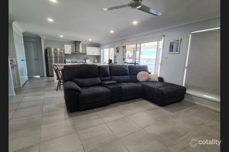 Property photo of 7 Solar Circuit Spring Mountain QLD 4300