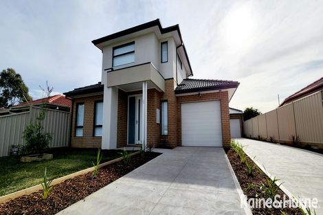 Property photo of 32B Newbury Street Deer Park VIC 3023