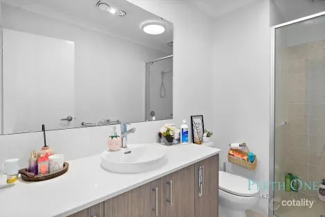 Property photo of 61 Turquoise Boulevard Treeby WA 6164