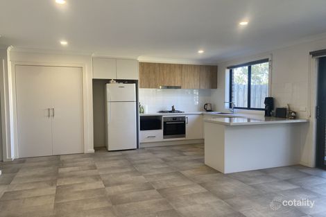 Property photo of 8 Nilgiri Lane South Morang VIC 3752